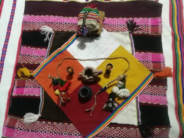 MISSA ANDINA - Tres mantas y watana - Imagen 3